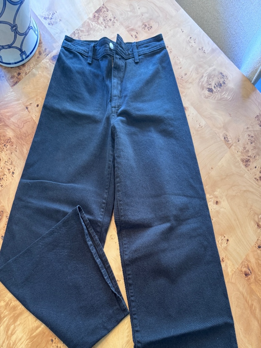 Universal Threads- Black, Wide leg, Flat Front Jean - Size 8